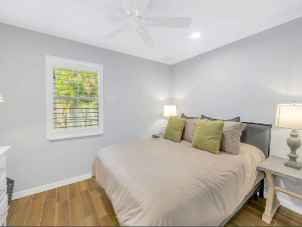 Siesta Key Luxury Vacation Rental - Four-Bedroom Private Pool Home