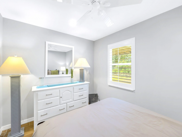 Siesta Key Luxury Vacation Rental - Four-Bedroom Private Pool Home