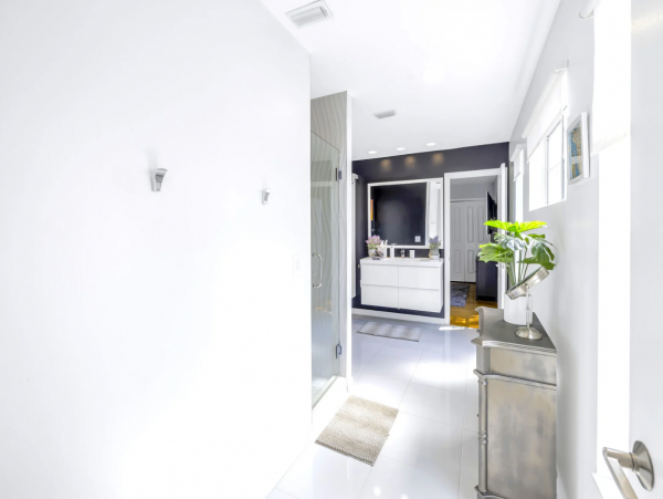 Siesta Key Luxury Vacation Rental - Four-Bedroom Private Pool Home