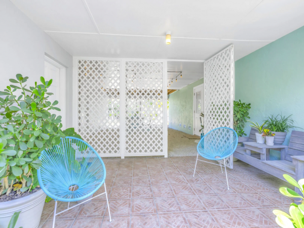 Siesta Key Luxury Vacation Rental - Four-Bedroom Private Pool Home