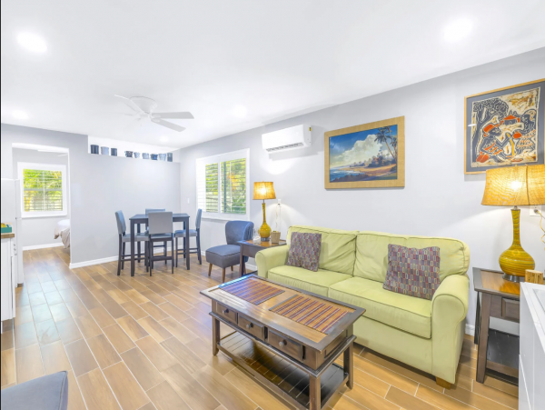 Siesta Key Luxury Vacation Rental - Four-Bedroom Private Pool Home
