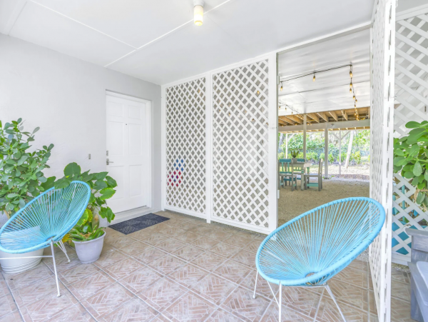 Siesta Key Luxury Vacation Rental - Four-Bedroom Private Pool Home