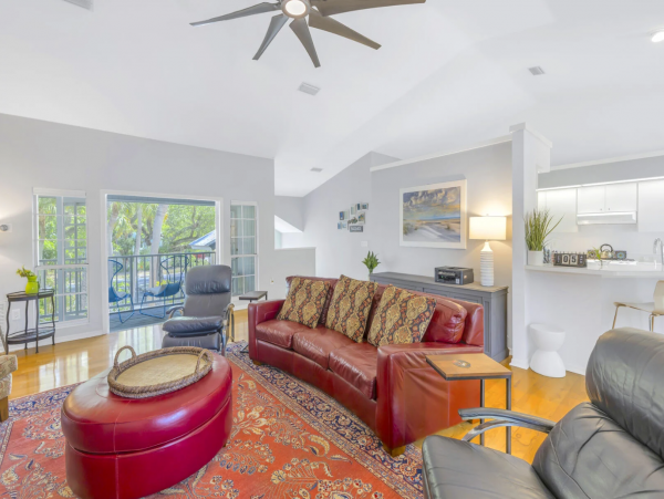 Siesta Key Luxury Vacation Rental - Four-Bedroom Private Pool Home