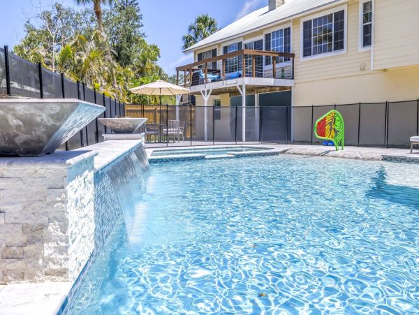 Siesta Key Luxury Vacation Rental - Four-Bedroom Private Pool Home