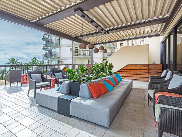 Honolulu Condo: Ocean Views, Steps from Waikiki Beach