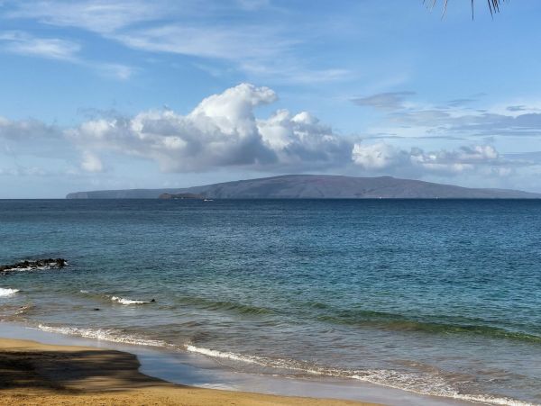 Wailea Two Bedroom Beachfront Vacation Condo