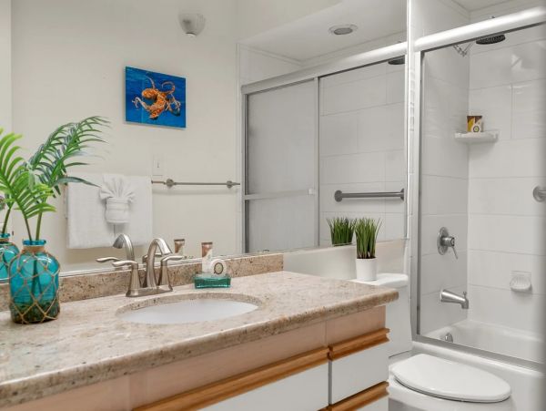 Wailea Two Bedroom Beachfront Vacation Condo