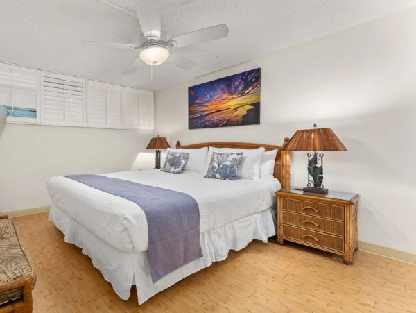 Wailea Two Bedroom Beachfront Vacation Condo