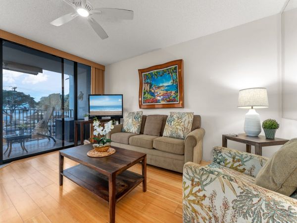 Wailea Two Bedroom Beachfront Vacation Condo