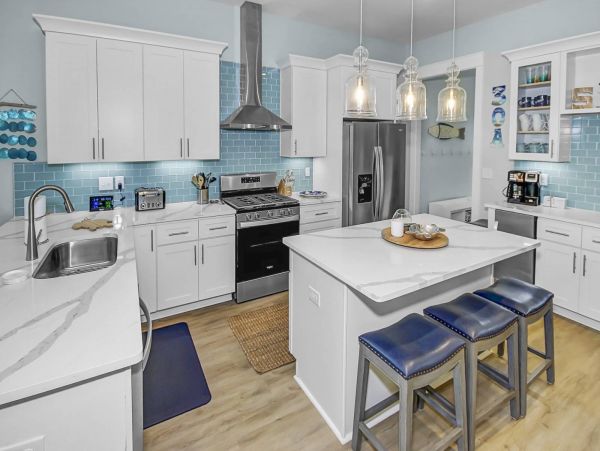 Coastal Perfect Getaway with 5 Bedrooms & Amazing Amenities