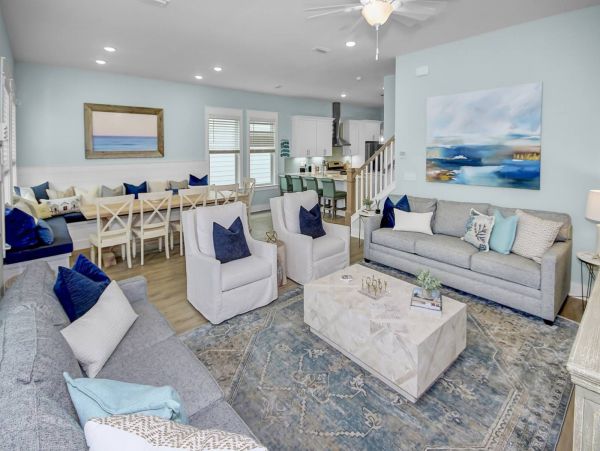 Coastal Perfect Getaway with 5 Bedrooms & Amazing Amenities