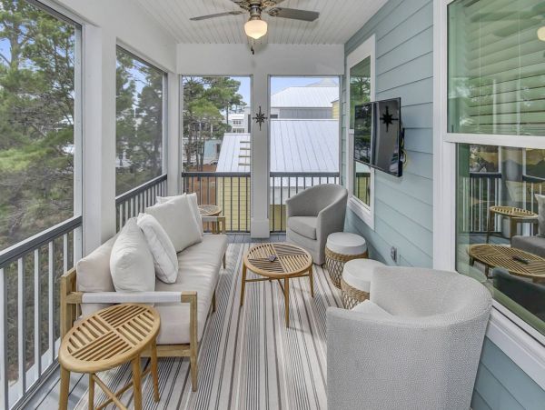 Coastal Perfect Getaway with 5 Bedrooms & Amazing Amenities