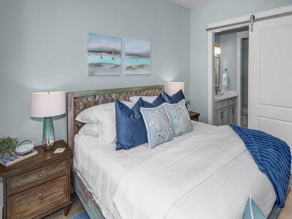 Coastal Perfect Getaway with 5 Bedrooms & Amazing Amenities