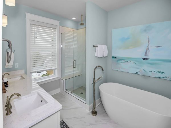 Coastal Perfect Getaway with 5 Bedrooms & Amazing Amenities