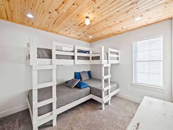 Luxury Vacation Rental in Miramar Beach: Your Coastal Escape