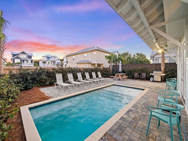 Luxury Vacation Rental in Miramar Beach: Your Coastal Escape