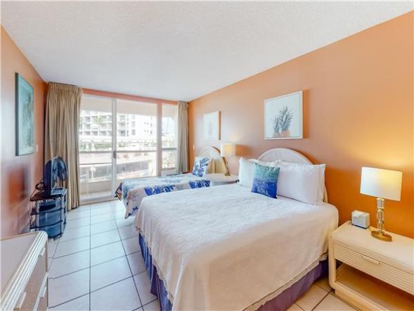 Lovely Vacation Rental with Two Bedrooms