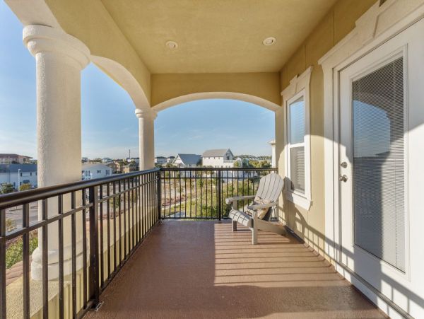 Spacious Miramar Beach Rental w/ Private Pool & Beach Access