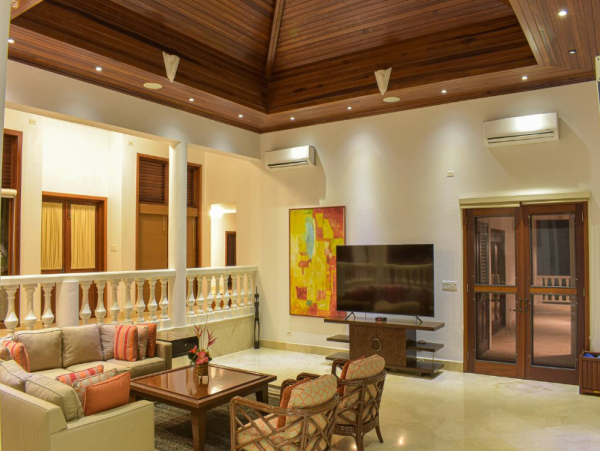 Luxury Vacation Estate with 22 Bedrooms in Dominican Republic