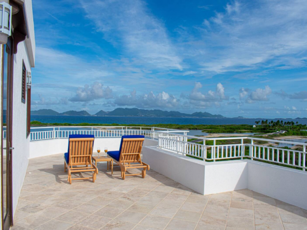 Luxury Vacation Estate with 22 Bedrooms in Dominican Republic