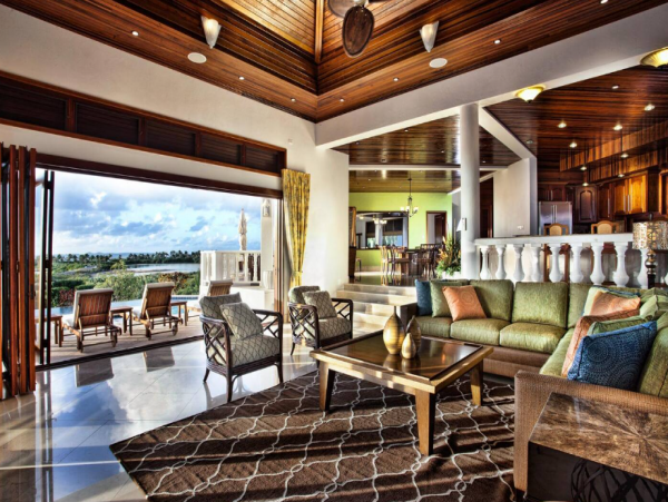 Luxury Vacation Estate with 22 Bedrooms in Dominican Republic