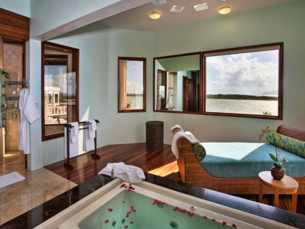 Luxury Vacation Estate with 22 Bedrooms in Dominican Republic