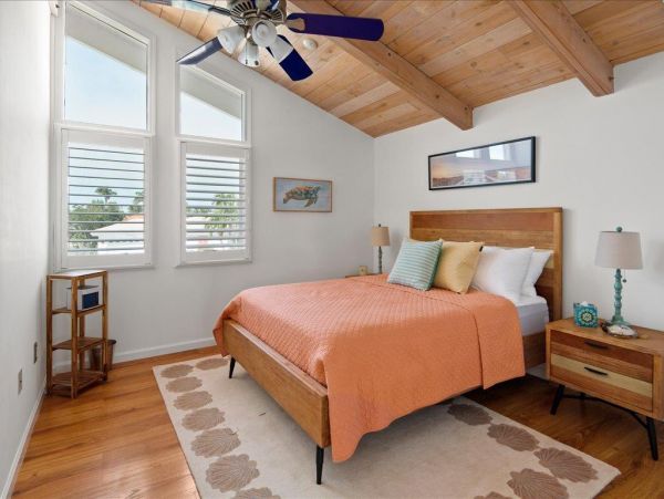 Spacious Waterfront Marco Island Home with Screened Pool