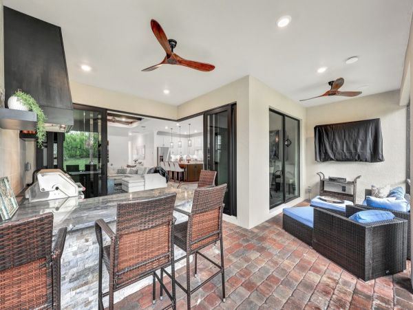 Spacious Naples Home with Pool, Fitness Center & Beach Access
