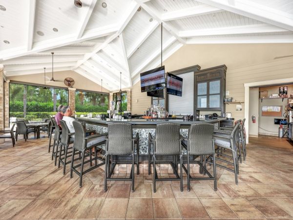 Spacious Naples Home with Pool, Fitness Center & Beach Access