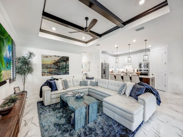 Spacious Naples Home with Pool, Fitness Center & Beach Access