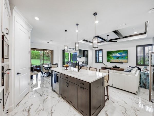 Spacious Naples Home with Pool, Fitness Center & Beach Access