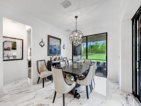 Spacious Naples Home with Pool, Fitness Center & Beach Access