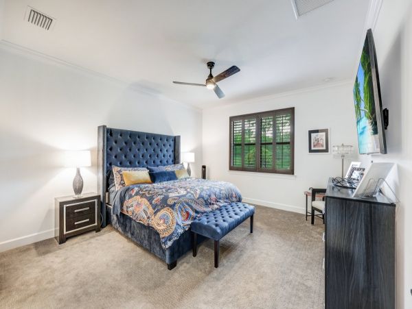 Spacious Naples Home with Pool, Fitness Center & Beach Access