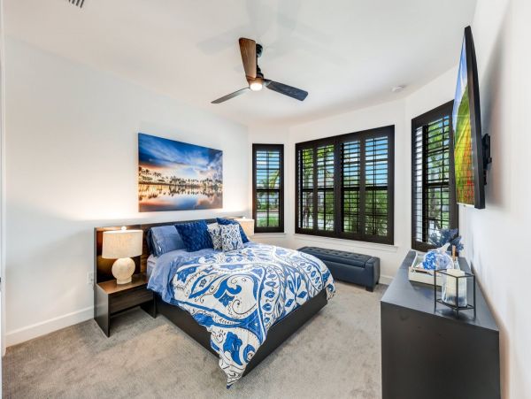 Spacious Naples Home with Pool, Fitness Center & Beach Access