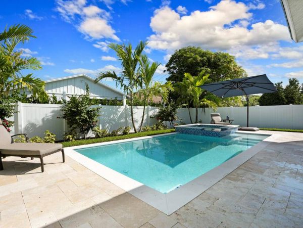 Dream Vacation Home with 3 Bedrooms & Private Pool