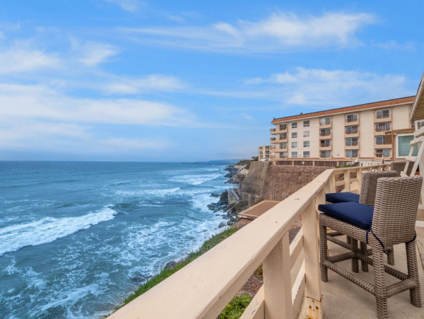 San Diego Oceanfront Villa - Luxury Sunset Cliffs Vacation Rental with Casita