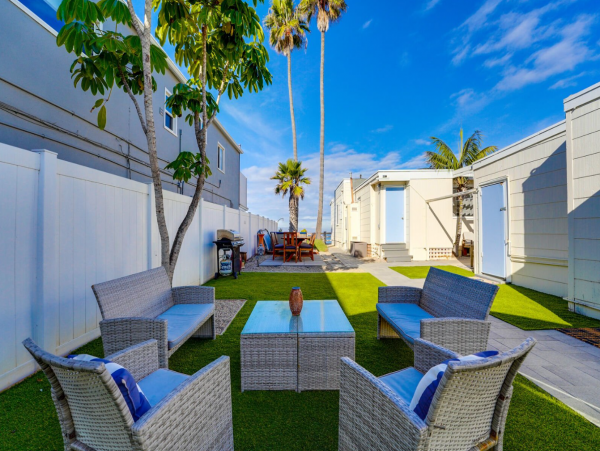 San Diego Oceanfront Villa - Luxury Sunset Cliffs Vacation Rental with Casita