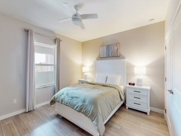 Cape Coral Canal Front Two Bedroom Vacation Condo