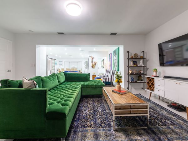 Four Bedroom Hollywood Modern Vacation Rental Private Pool