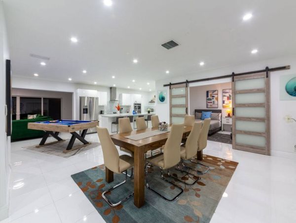 Four Bedroom Hollywood Modern Vacation Rental Private Pool