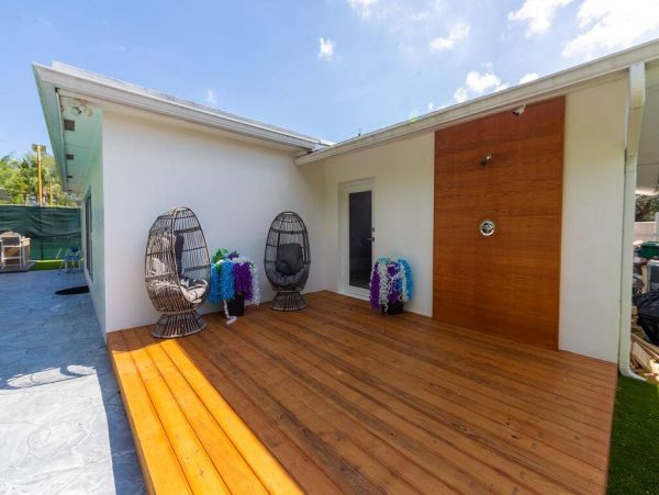 Four Bedroom Hollywood Modern Vacation Rental Private Pool