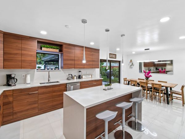 Posh Five Bedroom Pool Home in Miami