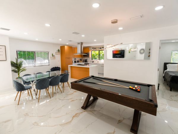 Four Bedroom Upscale Vacation Rental Home in Miami