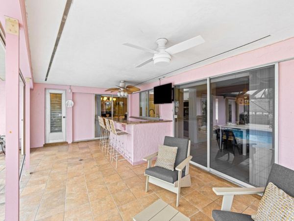 Charming Vacation Rental with Private Pool