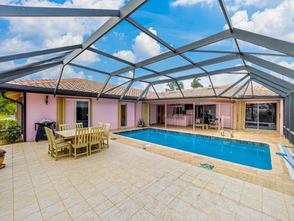 Charming Vacation Rental with Private Pool