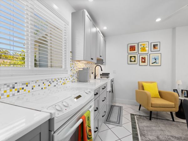 Charming Vacation Rental in Longboat Key