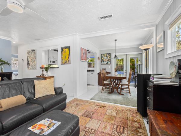 Beautiful Vacation Rental with 3 Bedrooms