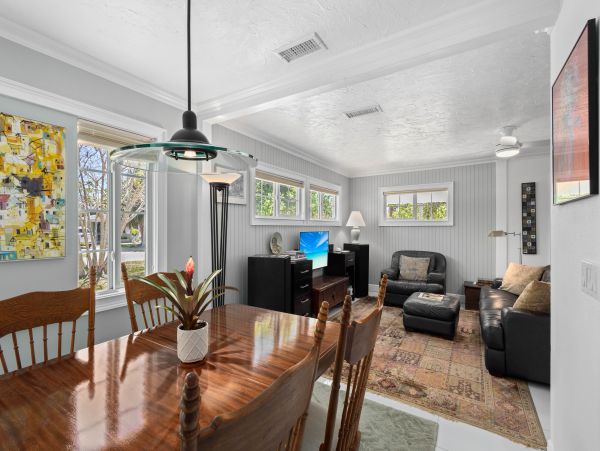 Beautiful Vacation Rental with 3 Bedrooms