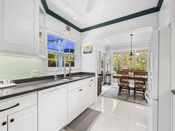 Beautiful Vacation Rental with 3 Bedrooms