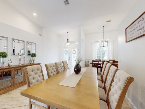 North Port Beautiful Home with Private Pool, Lanai & Pool Table